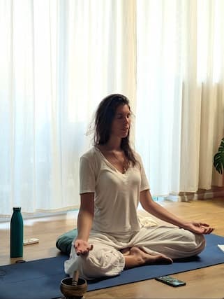 Marine Larrieu, votre enseignante chez DIWALI YOGA TAHITI