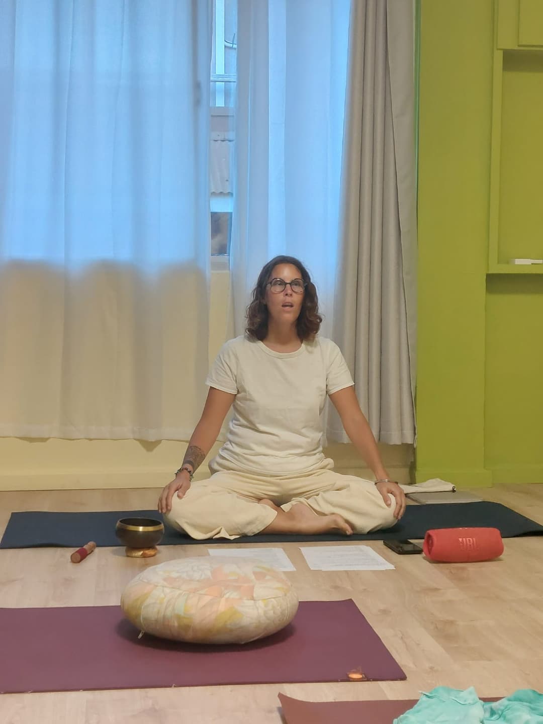 Aurélie Trentesse, professeure au sein de DIWALI YOGA TAHITI